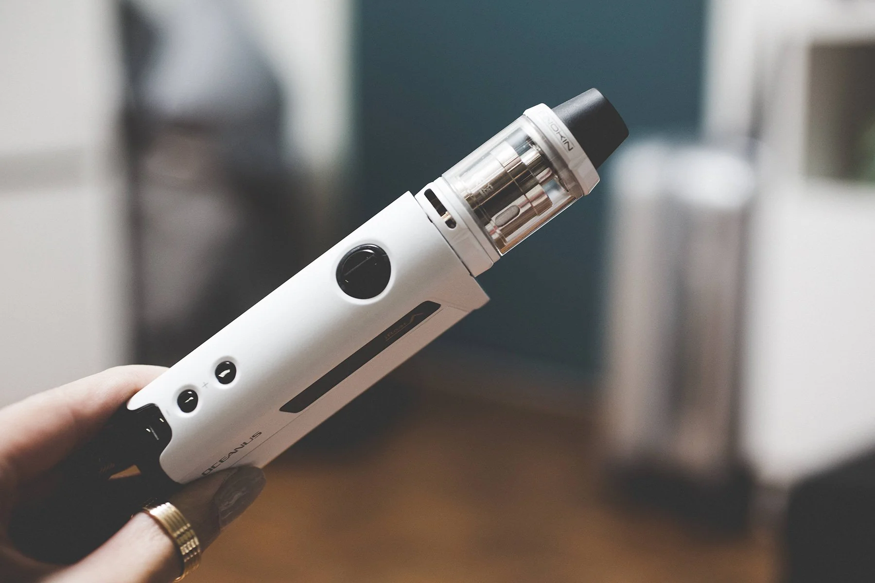 Innokin Oceanus Starterset mit SCION Verdampfer (enthalten zwei 20700 Batterien) - 3,5ml – Bild 5