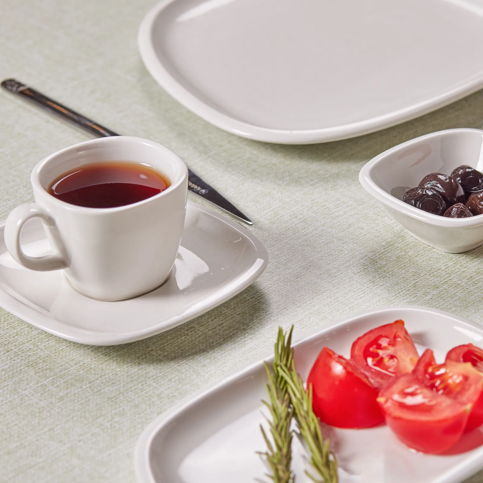 Karaca Lena für 6 Personen Frühstücksset und Servierschalen, 26 Teilig – Bild 3