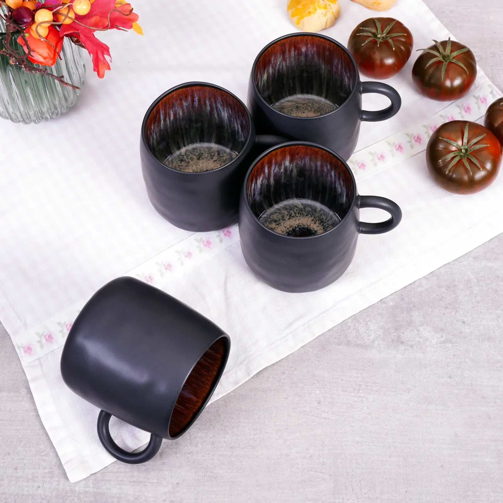 Karaca Black Galactic Reactive 4 teilig Tassen-Set – Bild 3