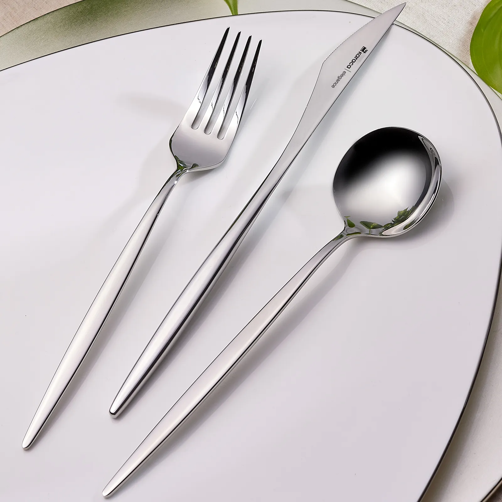 Karaca Porto 60-teiliges Elegance Besteck-Set für 12 Personen – Bild 3