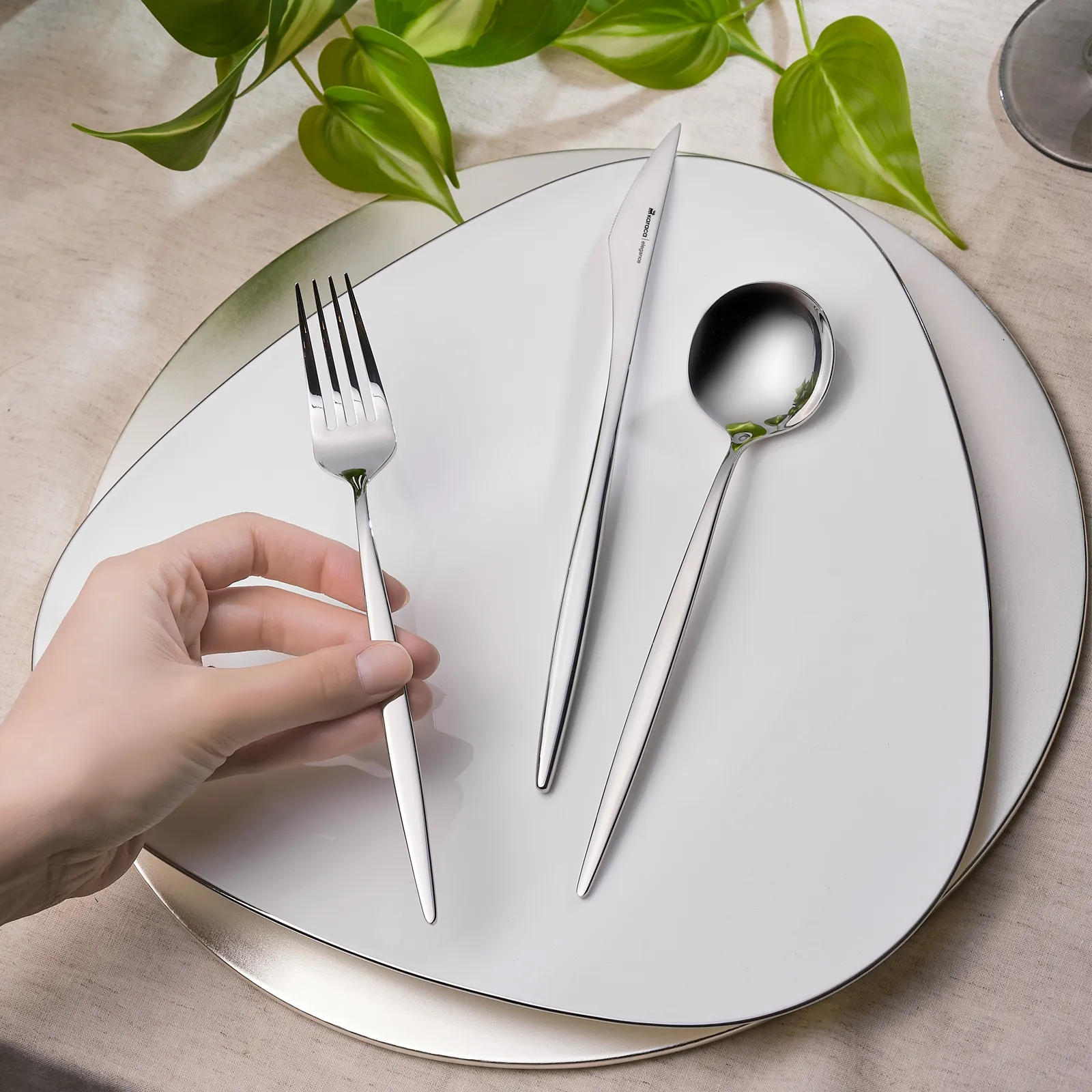 Karaca Porto 60-teiliges Elegance Besteck-Set für 12 Personen – Bild 4