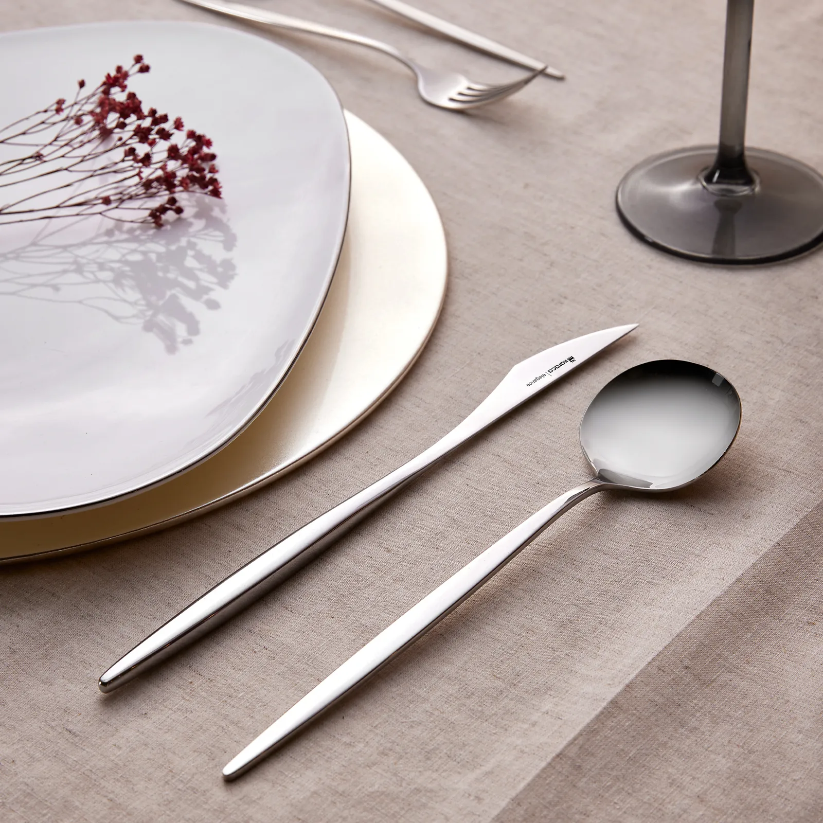 Karaca Porto 60-teiliges Elegance Besteck-Set für 12 Personen – Bild 6