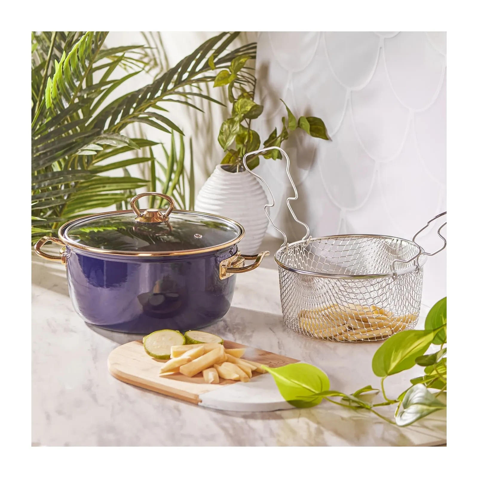 Karaca Love of Kitchen Retro Marineblau Emaillierter Bratentopf – Bild 3