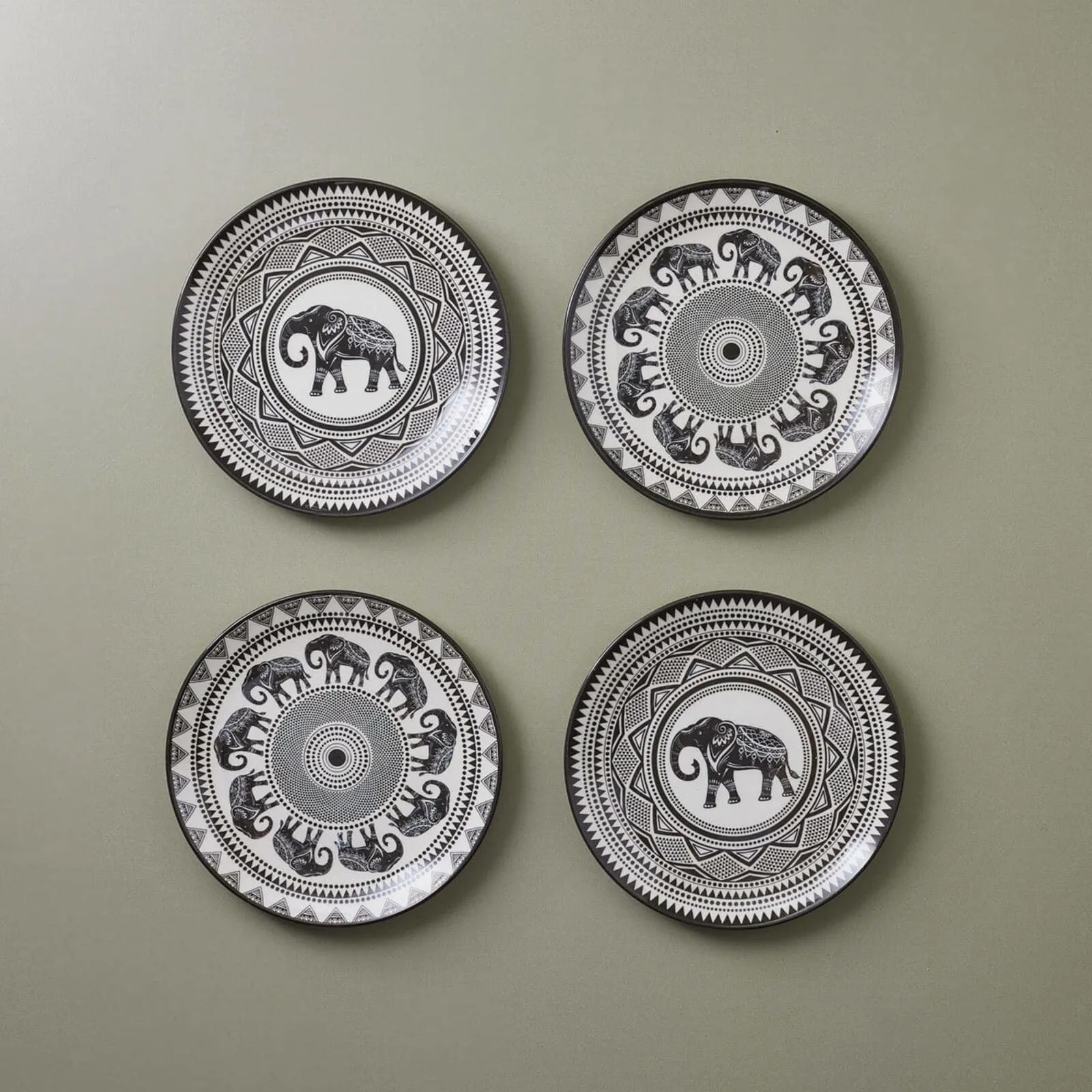 Karaca Fil 22 Cm 4-Teiliges Kuchenset