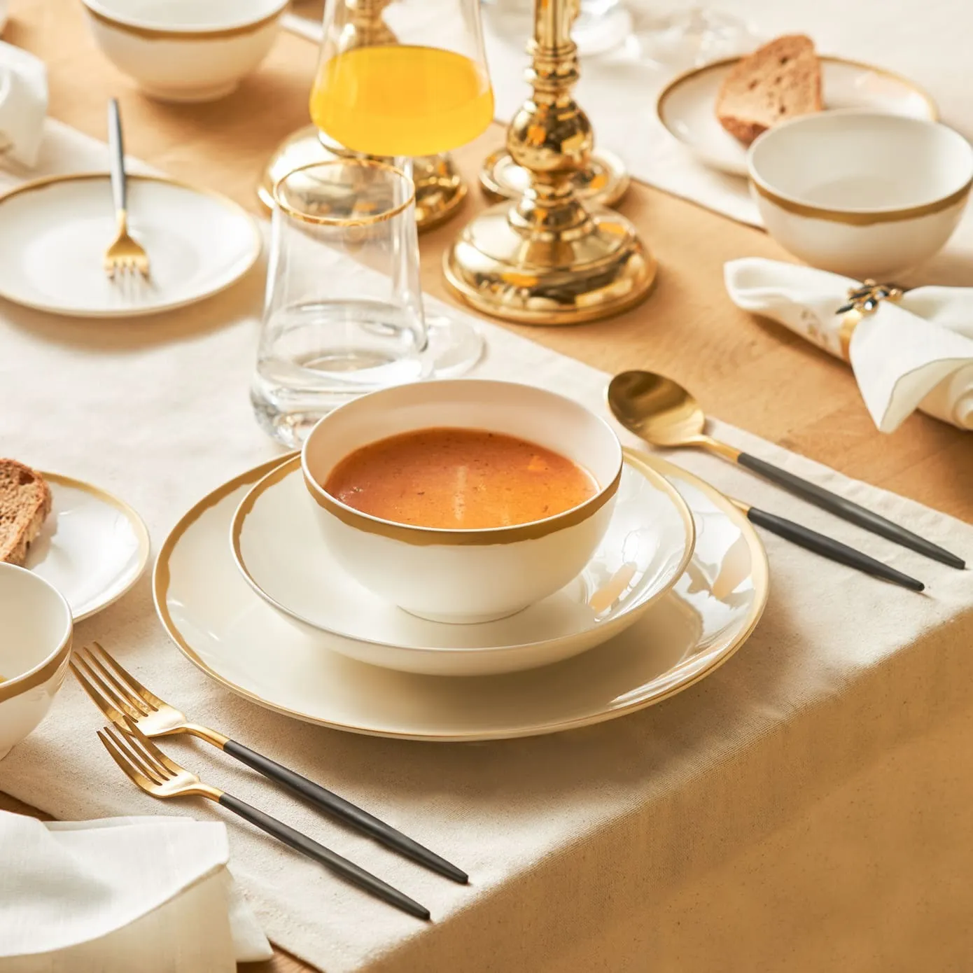 Karaca Elenco 30-teiliges Geschirrset für 6 Personen – Bild 2